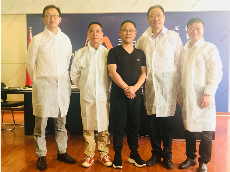 台灣麻豆视频网址下载走訪人員合照